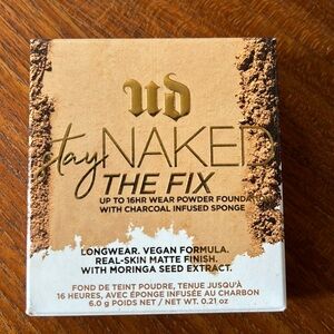 UD STAY NAKED The Fix powder 60WY Medium Dark Warm, Yellow.